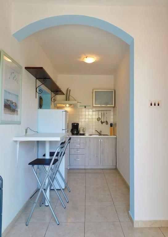 Apartments Danilo 48 พูลา ภายนอก รูปภาพ