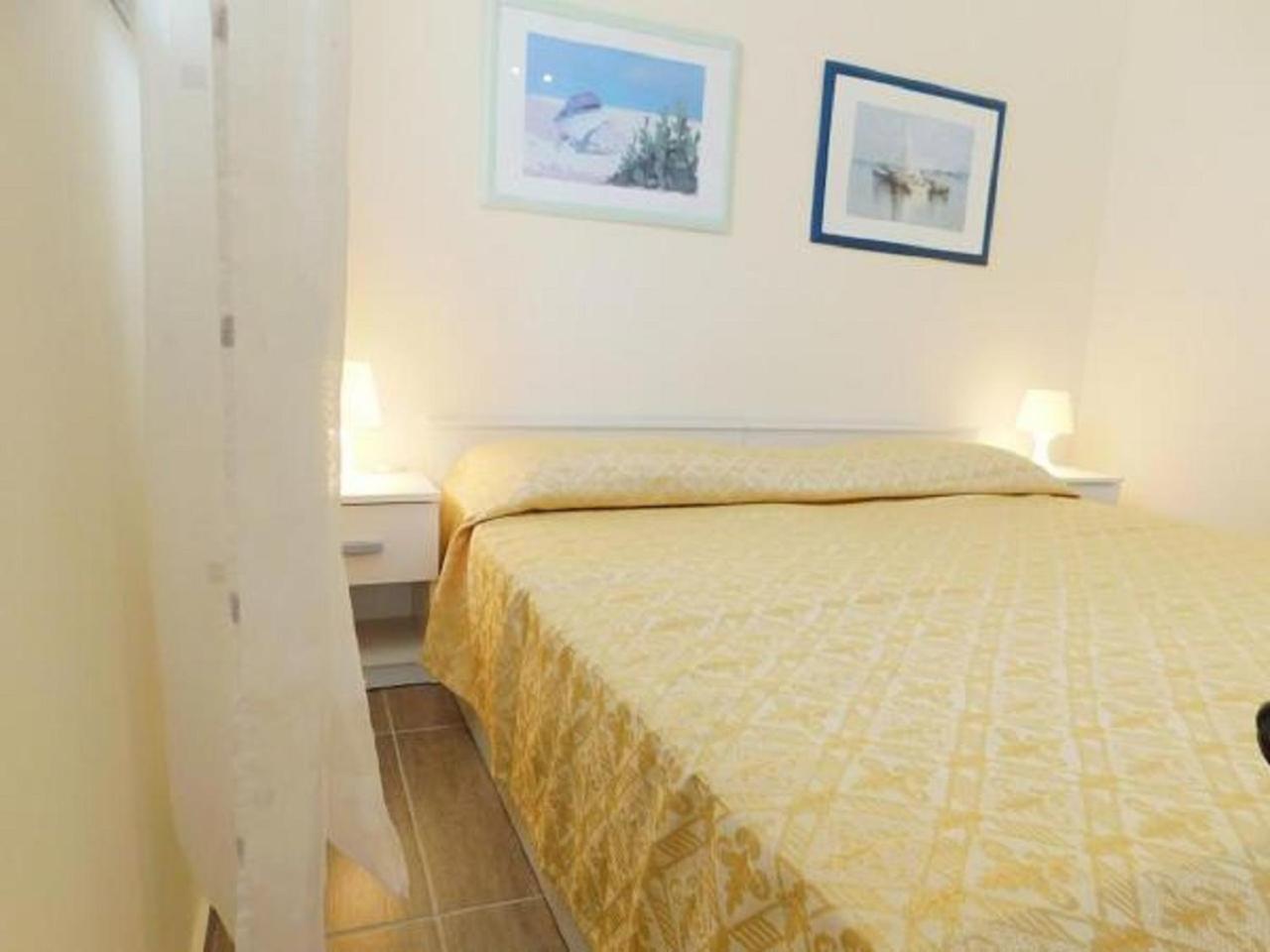 Apartments Danilo 48 พูลา ภายนอก รูปภาพ
